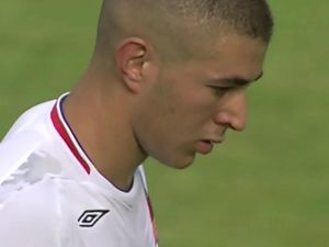 Video: Nostalgia Gol Pertama Karim Benzema ke Gawang PSG