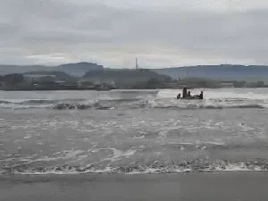 Perahu Terbalik Dihantam Ombak, 1 Nelayan Palabuhanratu Hilang Perahu Terbalik Dihantam Ombak, 1 Nelayan Palabuhanratu Hilang