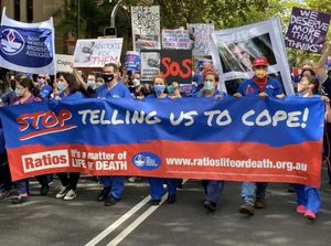 Lelah Hadapi Pandemi, Ribuan Perawat Australia Berdemo Lelah Hadapi Pandemi, Ribuan Perawat Australia Berdemo