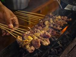 5 Restoran Kambing Legendaris yang Menunya Nikmat Anti Prengus