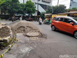 10 Sumur Resapan Rusak Jalan di Kuningan Jaksel, Begini Update Kondisinya 10 Sumur Resapan Rusak Jalan di Kuningan Jaksel, Begini Update Kondisinya