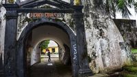 Menyusuri Benteng Peninggalan Belanda di Ternate