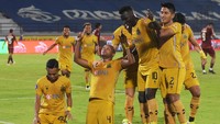 Bermain di Stadion Kapten I Wayan Dipta, Rabu (16/2/2022), Bhayangkara sudah membuka keunggulan di menit ke-6. Sepak pojok Andik Vermansah berhasil disambut Anderson Salles dengan sundulan yang menjebol gawang Borneo.