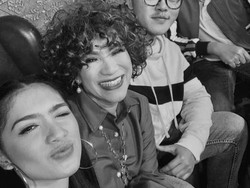 Dorce Gamalama Tak Pernah Beda-bedakan Artis Lama dan Baru