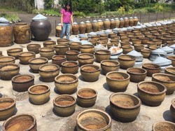 Tauco Legendaris di Cianjur Ini Dibuat di Guci China Berusia 100 Tahun!