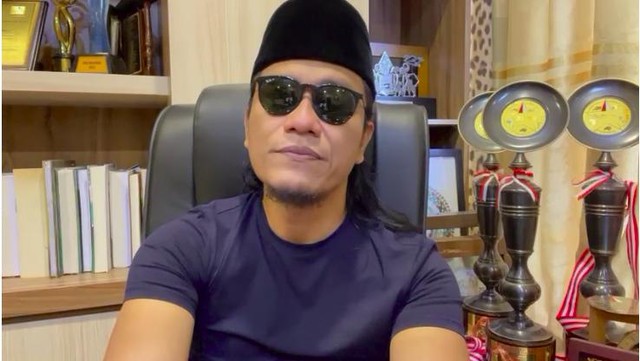 Berita Seputar Selebriti Insertlive Terkini : Tanggapan Gus Miftah soal Viral Perusakan Tempat Ibadah di Sukabumi