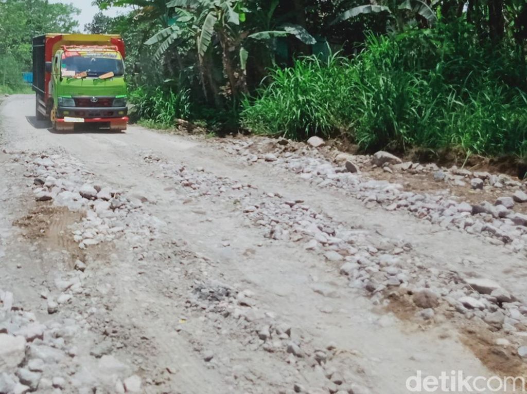 Jalur Evakuasi Merapi Deles Indah Klaten Rusak Parah, Kapan Diperbaiki?