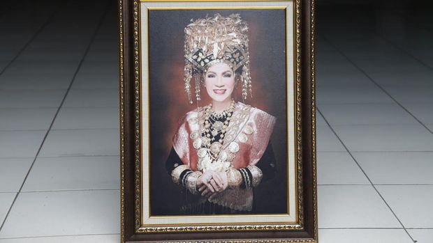 Jenazah Dorce Gamalama