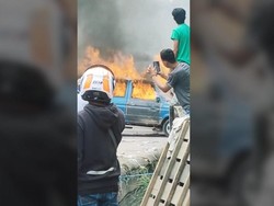 Mobil-Motor Terbakar Bikin Heboh Warga Polman, Pemiliknya Masih Misterius