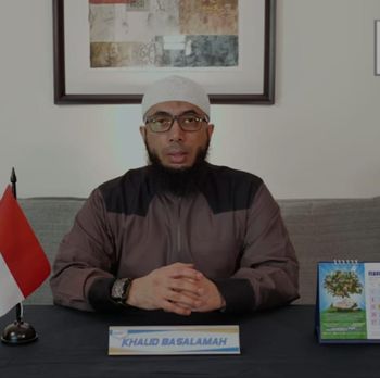 Ustaz Khalid Basalamah mengunggah video di kanal YouTube Khalid Basalamah Official, soal permintaan maaf dan klarifikasi tentang ceramah 'wayang haram', Senin (14/2/2022).
