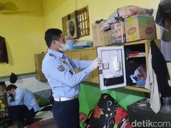 Lapas Sidoarjo Digeledah, Petugas Temukan Ini