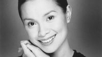 9 Potret Lea Salonga, Artis Jadul Era 90-an yang Makin Cantik di Usia 50