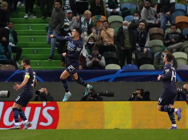 Manchester City Pesta Gol di Kandang Sporting