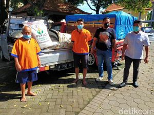 Dua Warga Banyuwangi Tertangkap Basah Selewengkan Pupuk Bersubsidi Dua Warga Banyuwangi Tertangkap Basah Selewengkan Pupuk Bersubsidi