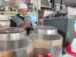 Parepare Dikenal Kota 1.000 Warkop, Ada yang Buka dan Ramai Sejak Subuh Loh