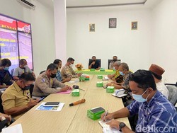 Polisi Larang Warga Jombang Kendarai Skuter Listrik di Jalan Raya