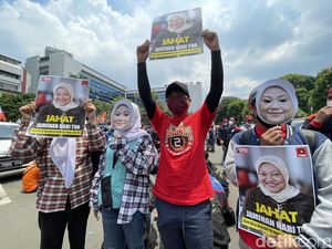 Banjir Kritik Aturan JHT Cair Usia 56 Tahun: Dari Hotman Hingga Puan Banjir Kritik Aturan JHT Cair Usia 56 Tahun: Dari Hotman Hingga Puan