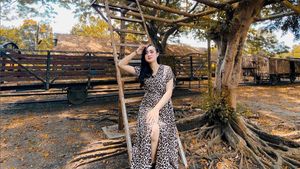 7 Gaya Pedangdut Yeni Inka yang Tengah Viral, Dijuluki Queen of Ambyar