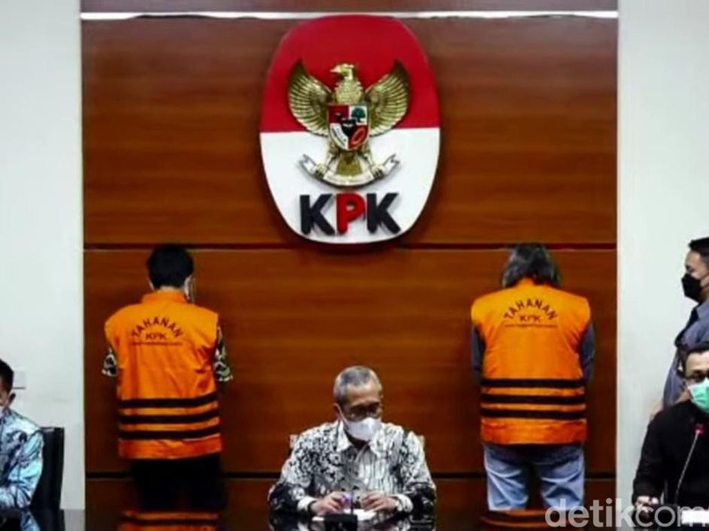 KPK Tetapkan 2 Penyuap Eks Pejabat Ditjen Pajak Angin Prayitno Jadi Tersangka KPK Tetapkan 2 Penyuap Eks Pejabat Ditjen Pajak Angin Prayitno Jadi Tersangka