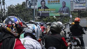 Baliho Anies For Presiden 2024 Mejeng di Bekasi