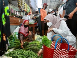 Bupati Banyuwangi Ipuk Fiestiandani, Kalem Tapi Moncer