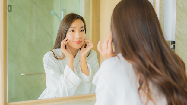 Berbicara dengan sendiri untuk mengatasi perasaan tidak berguna.