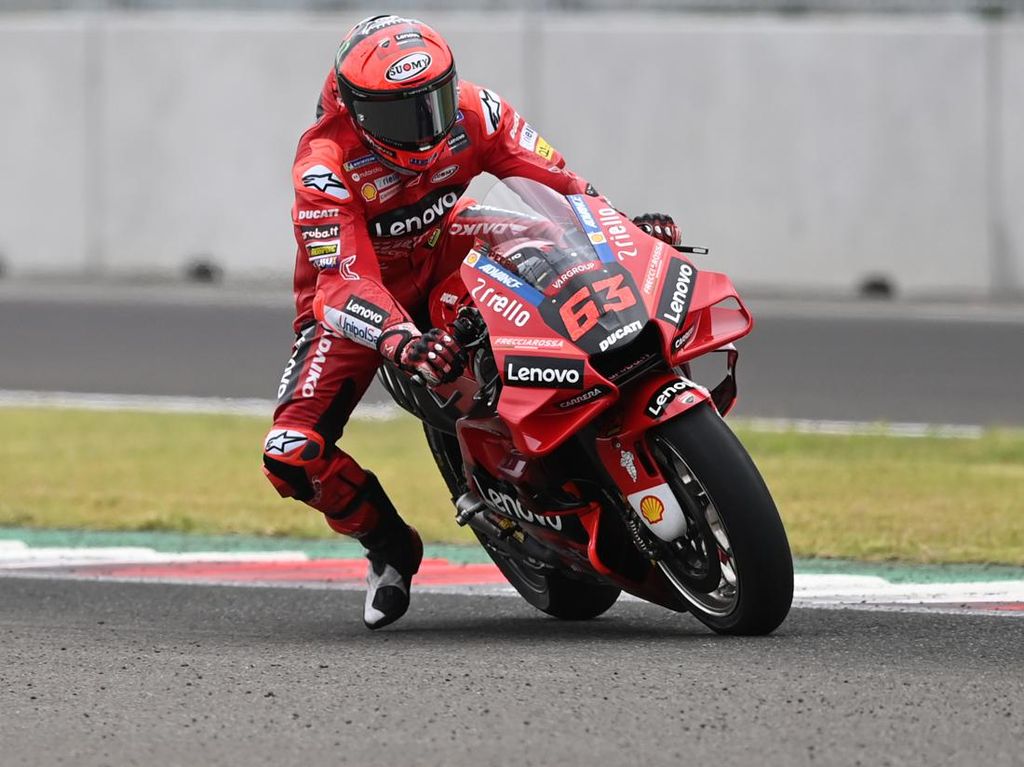 MotoGP Argentina: Bagnaia Harap-harap Cemas Tunggu Kargo Ducati