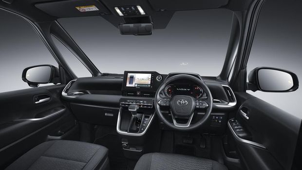 Generasi keempat Toyota Voxy meluncur di Indonesia pada Kamis (17/1).