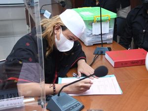 Habib Bahar Ogah Keluar Tahanan Polda Jelang Sidang Perdana