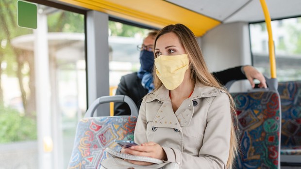 Ilustrasi Transportasi Publik/ Foto: Canva/ Kzenon Ilustrasi Transportasi Publik/ Foto: Canva/ Kzenon