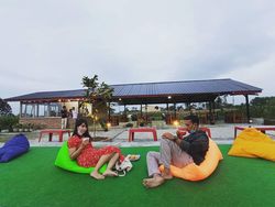 Kafe di Siantar Ini Punya View Sawah & Sunset, Bikin Betah Nongkrong