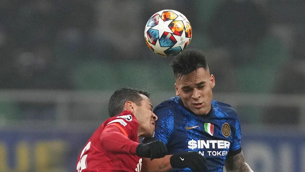 Inter Milan akan tandang ke markas Liverpool di leg kedua babak 16 besar Liga Champions (Foto: AP/Antonio Calanni)