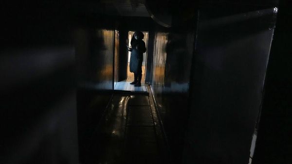 Intip Bungker Tahan Bom Ukraina Jika Rusia Betulan Menginvasi