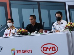 Perjalanan Bakrie Garap Bus Listrik Pakai Teknologi China