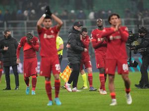 Klopp: Liverpool Belum Aman! Klopp: Liverpool Belum Aman!