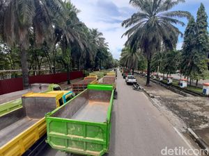 Tolak Penertiban Truk Odol, Massa Sopir Truk Geruduk DPRD Sultra Tolak Penertiban Truk Odol, Massa Sopir Truk Geruduk DPRD Sultra
