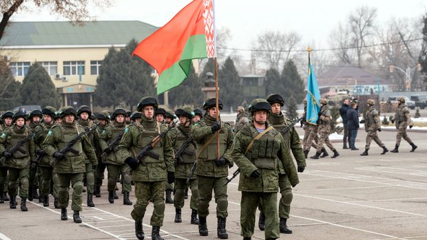 Collective Security Treaty Organisation's (CSTO) Belarus' soldiers attend a ceremony marking the end of the CSTO mission in Almaty, on January 13, 2022. Russian-led forces launched their withdrawal from Kazakhstan on January 13, 2022, where they had been dispatched to support the ruling government in the face of unprecedented rioting, the Russian Defence Ministry announced.
Alexandr BOGDANOV / AFP
