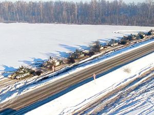 Citra Satelit Baru Tunjukkan Rusia Kirim Tentara Tambahan ke Dekat Ukraina
