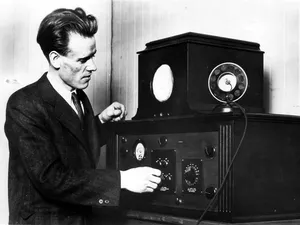 Sosok Penemu Televisi Elektronik di Usia 14 Tahun, Siapa Dia? Sosok Penemu Televisi Elektronik di Usia 14 Tahun, Siapa Dia?
