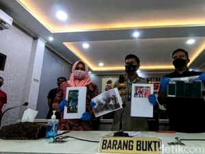 4 Wanita Sukabumi Dijual Bos Esek-esek Rp 80 Juta di Papua 4 Wanita Sukabumi Dijual Bos Esek-esek Rp 80 Juta di Papua