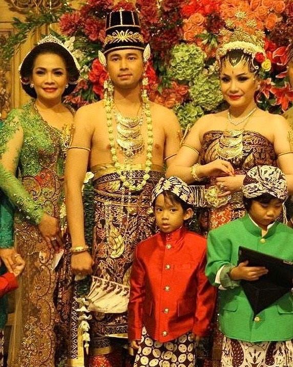 Potret Lawas Nagita Slavina