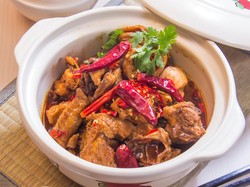 3 Resep Ayam Kecap Pedas, Lauk Rumahan yang Enak Untuk Bekal