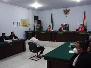Jalani Dakwaan, Sidang Randy Digelar Terbuka