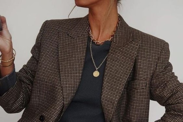 Tambahkan Aksesoris yang Simpel/Foto: Pinterest/Half Baked Harvest