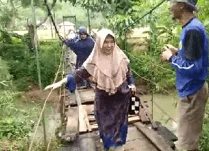 Pemkab Sukabumi Prioritaskan Perbaikan Jembatan Gantung Horor