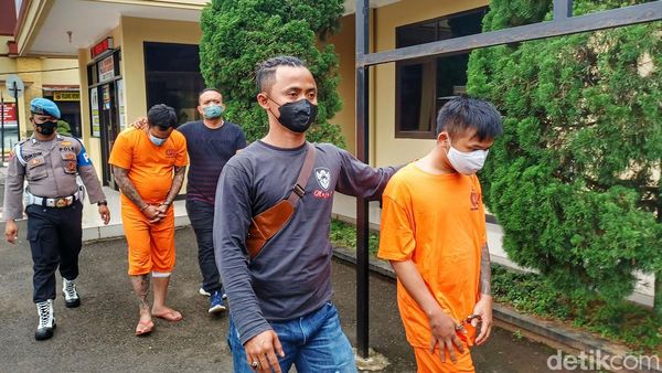Sangar Saat Beraksi, Begal Ini Tertunduk Lesu Saat di Markas Polisi