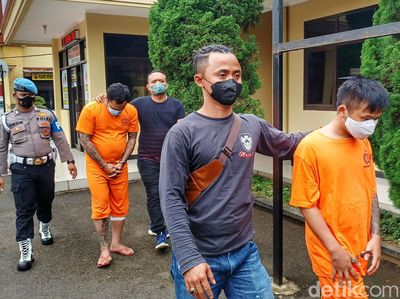 Sangar Saat Beraksi, Begal Ini Tertunduk Lesu Saat di Markas Polisi