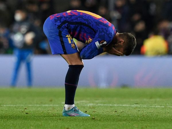 Foto: Raibnya Logo Barca dari Jersey Ferran Torres di Babak Kedua