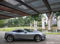 Tes Ferrari Roma: Asyik, Tak Seperti Bawa Supercar!