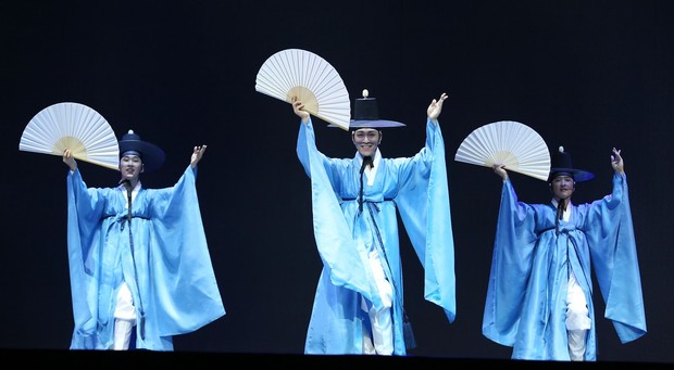 Hallyangmu Dance